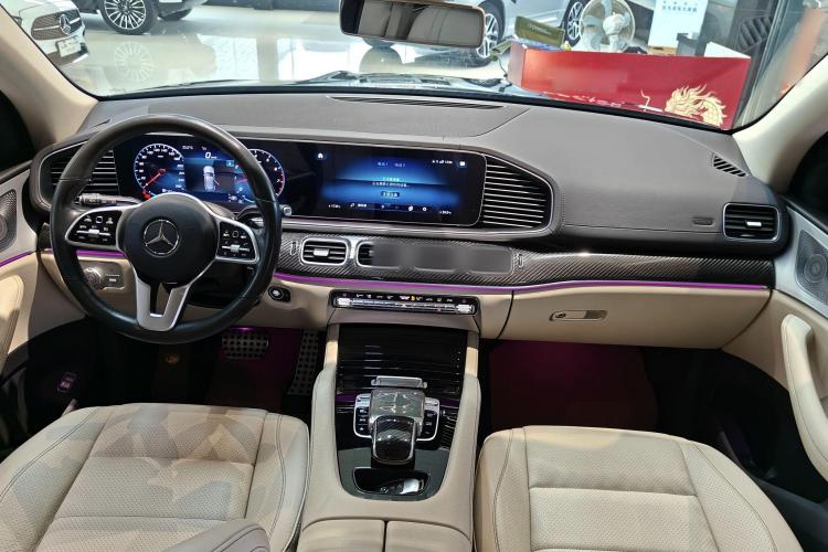 奔驰GLE 2020款 GLE 350 4MATIC 动感型特别版中控内饰7001