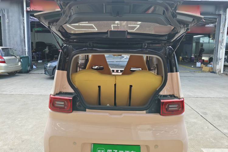 五菱汽车 宏光MINIEV 2021款 马卡龙时尚款 磷酸铁锂机舱底盘23