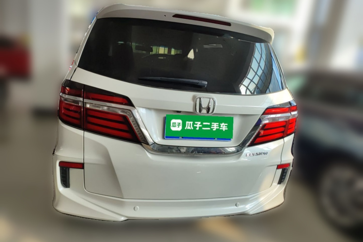 本田 艾力绅 2016款 2.4L 经典版车身外观6