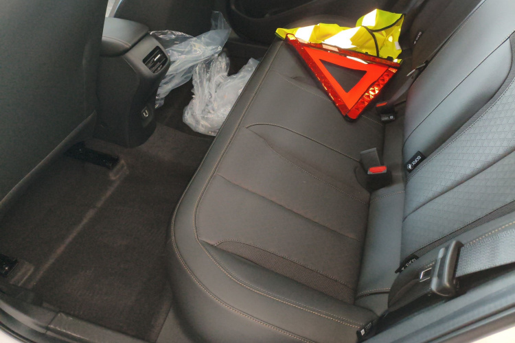 别克 威朗 2023款 Pro 乐享版中控内饰7004