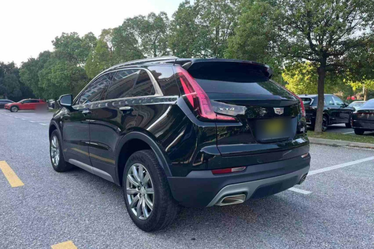 凯迪拉克XT4 2021款 28T 两驱豪华型车身外观6005