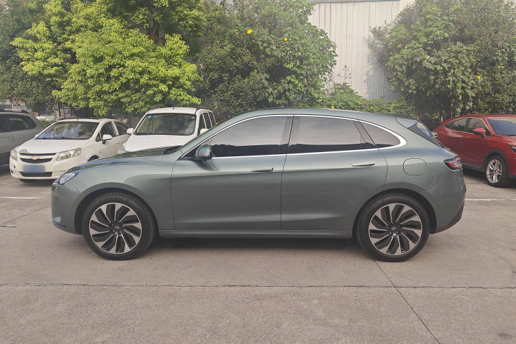 鸿蒙智行 问界M5 2022款 增程四驱性能版车身外观4