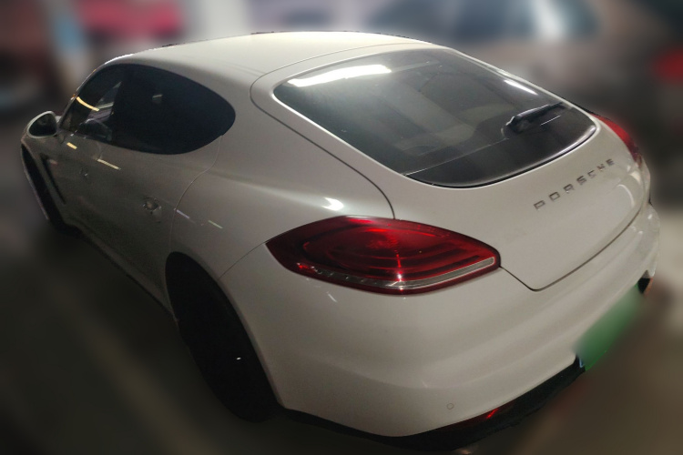 保时捷 2014款 Panamera 4 3.0T车身外观5