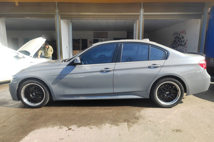 宝马3系 2018款 320i M运动套装车身外观6003