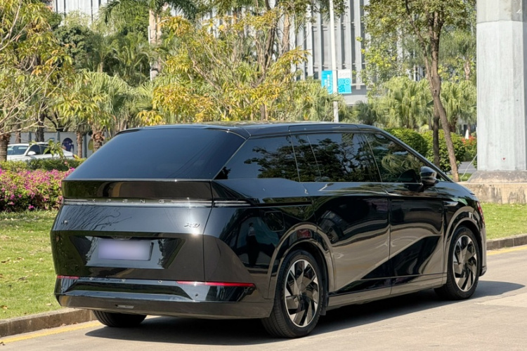 小鹏X9 2024款 702超长续航Max车身外观6004