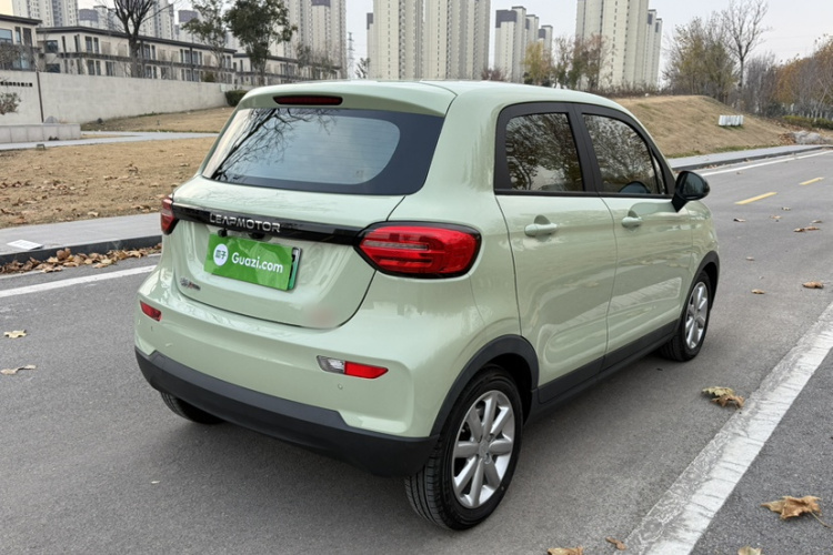 零跑汽车 零跑T03 2022款 皓玉版车身外观6006