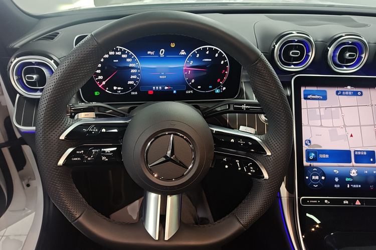 奔驰C级 2025款 C 260 L 运动版局部细节13