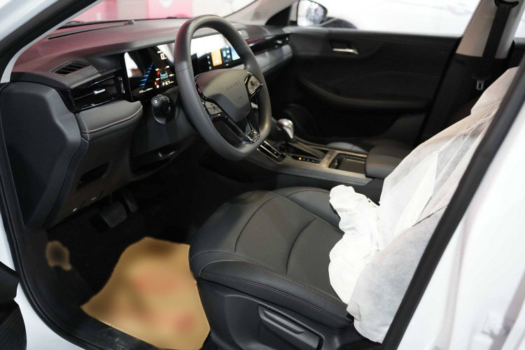 荣威i5 2023款 1.5L CVT豪华版中控内饰7005