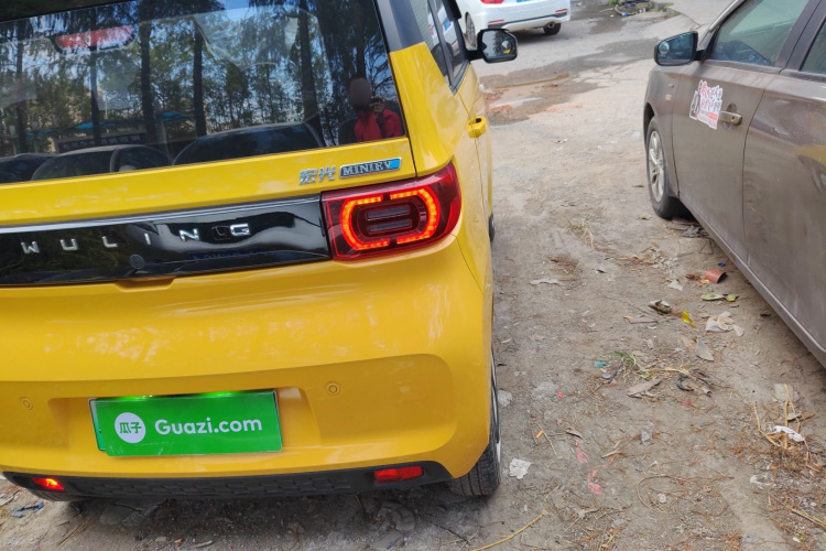 五菱汽车 宏光MINIEV 2021款 马卡龙时尚款 三元锂车身外观9