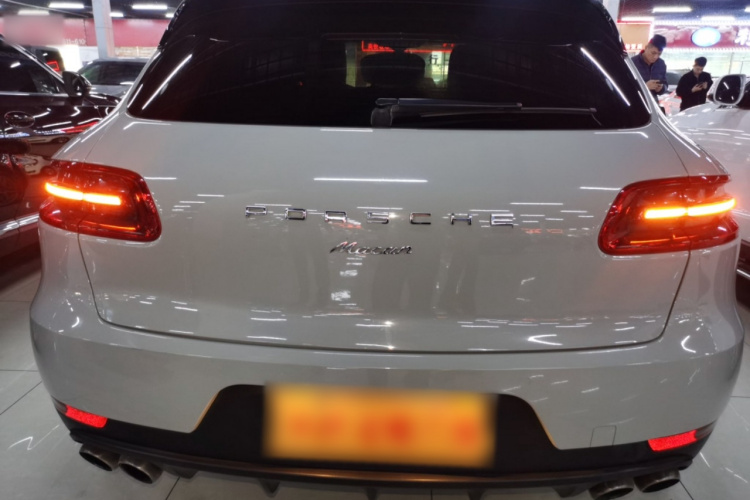 保时捷 2016款 Macan 2.0T车身外观6