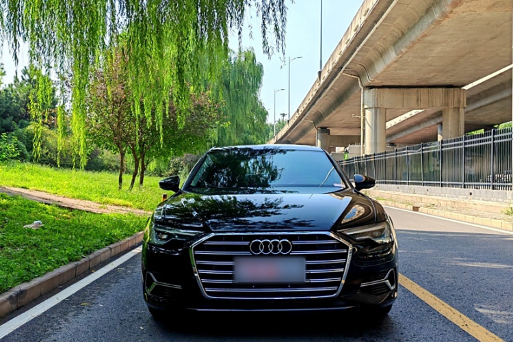 奥迪A6L 2023款 40 TFSI 豪华致雅型车身外观6001