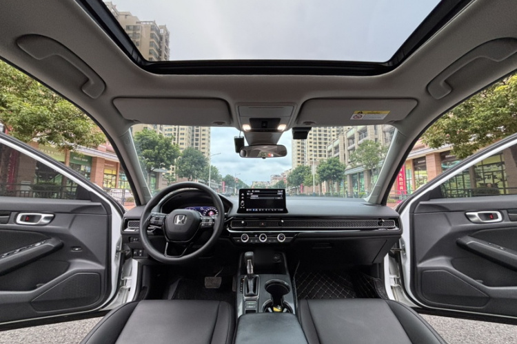 本田 型格 2022款 240TURBO CVT科技版中控内饰7006