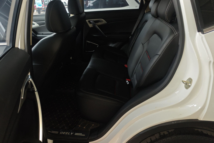 吉利汽车 博越 2018款 1.8TD 自动两驱智雅型中控内饰21