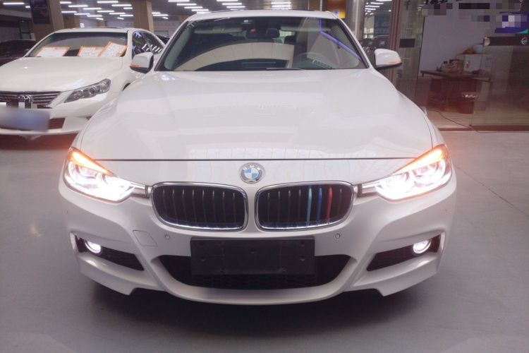 宝马3系 2018款 320Li 领先型M运动套装车身外观2