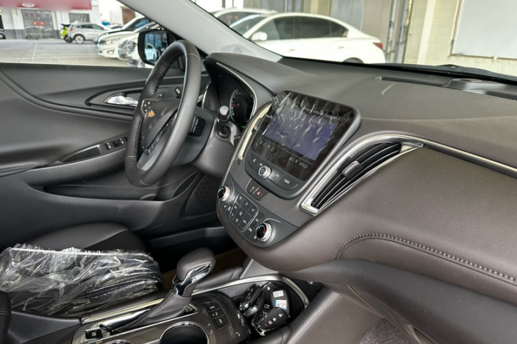 雪佛兰 迈锐宝XL 2023款 1.5T 锐动版中控内饰7008