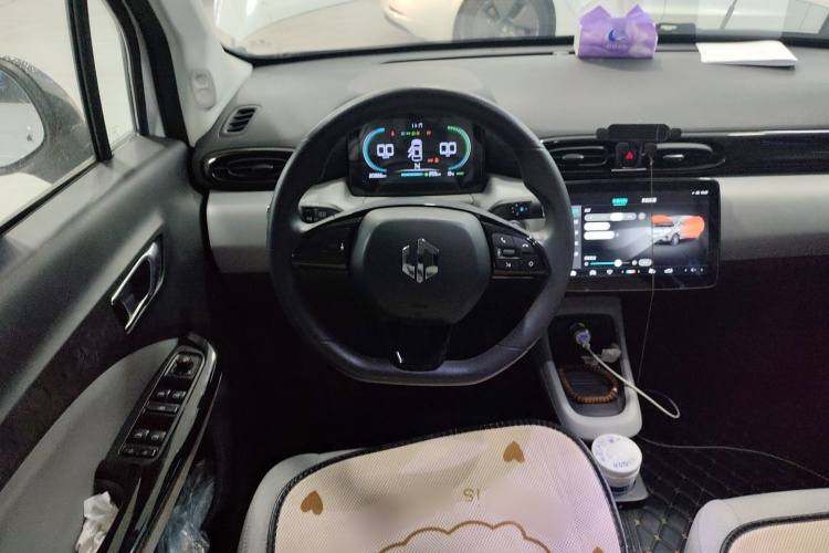 零跑汽车 零跑T03 2023款 310轻享版中控内饰13