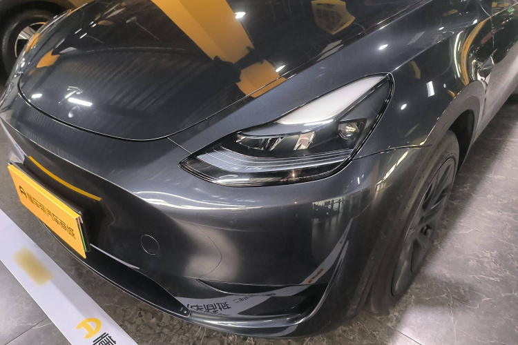 特斯拉 Model Y 2024款 后轮驱动版车身外观36