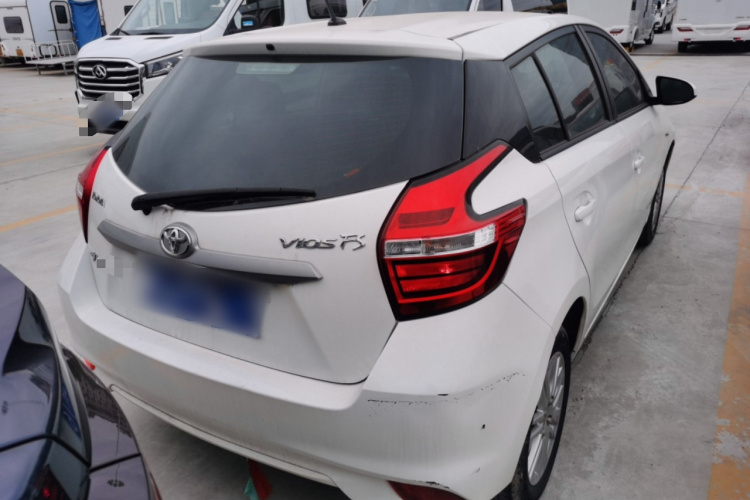 丰田 威驰FS 2017款 1.5L CVT锋驰版车身外观6