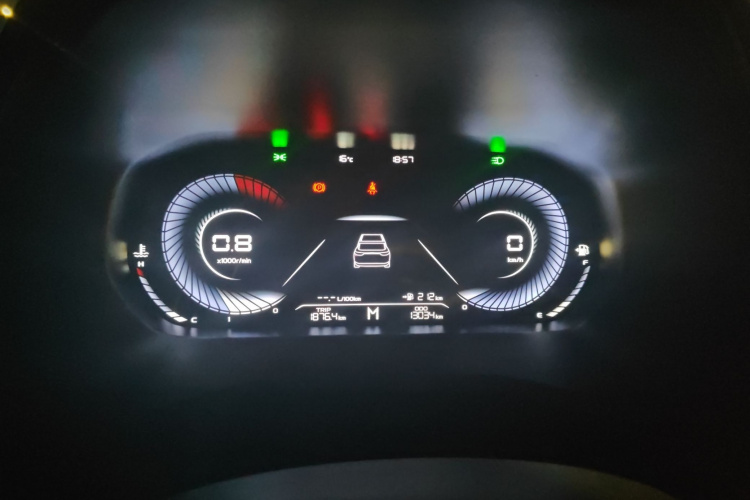 吉利汽车 帝豪 2025款 第4代 1.5L 手动龙腾版局部细节14