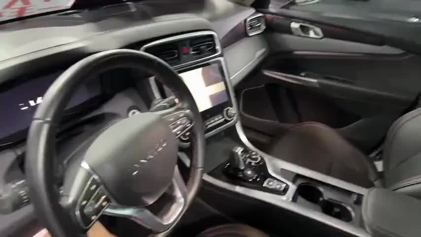 领克01 2017款 2.0T 四驱劲Pro版实拍1