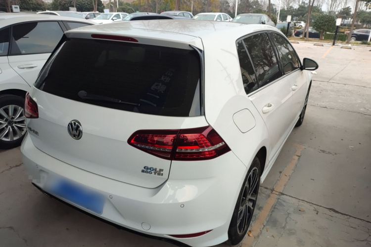 大众 高尔夫 2017款 280TSI 自动R-Line百万辆纪念版车身外观7