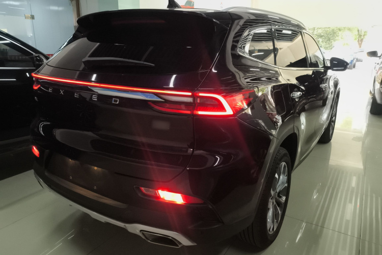 星途凌云 2019款 1.6T 两驱钻石版车身外观7