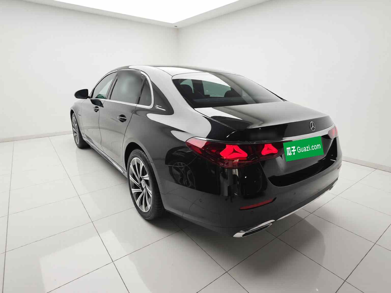 奔驰E级 2024款 E 300 L 豪华型(3)