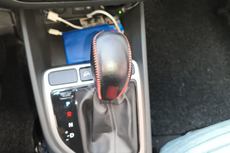 北京现代ix25 2015款 1.6L 自动两驱智能型GLS局部细节18