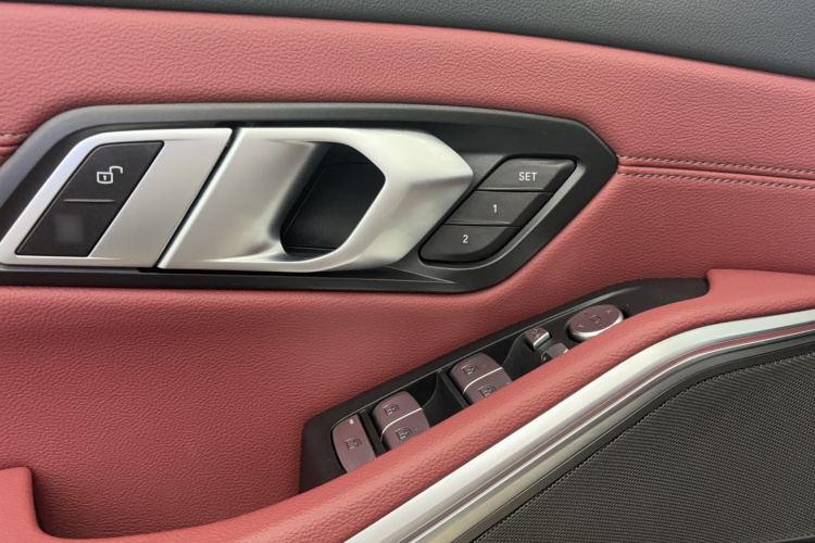 宝马3系 2024款 325Li M运动曜夜套装中控内饰7005