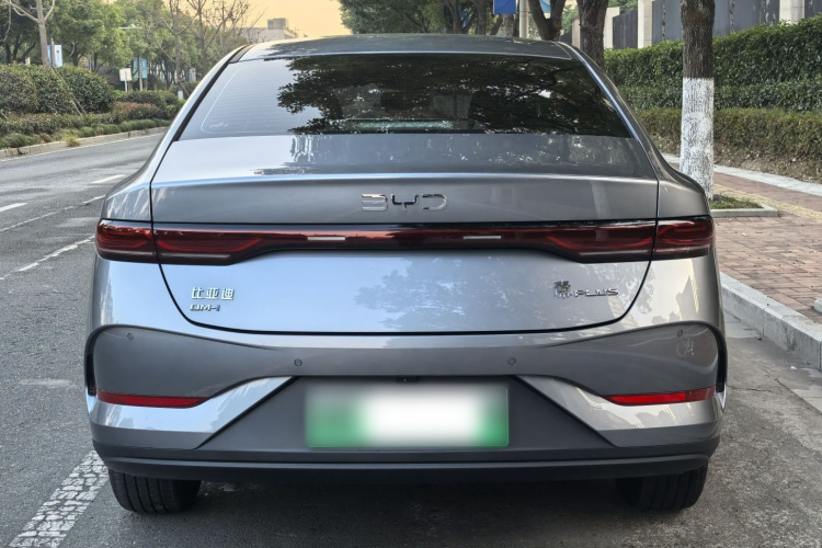 比亚迪 秦PLUS 2025款 DM-i 智驾版 55KM领先型车身外观6005