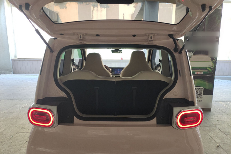 五菱汽车 宏光MINIEV 2024款 第三代 215km 进阶版局部细节23