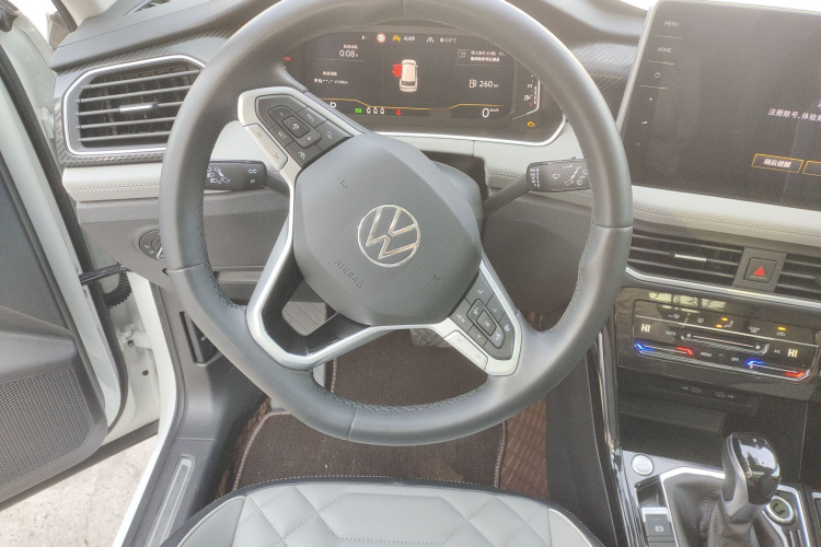 大众 探岳 2023款 300TSI 两驱豪华Plus进阶版中控内饰13