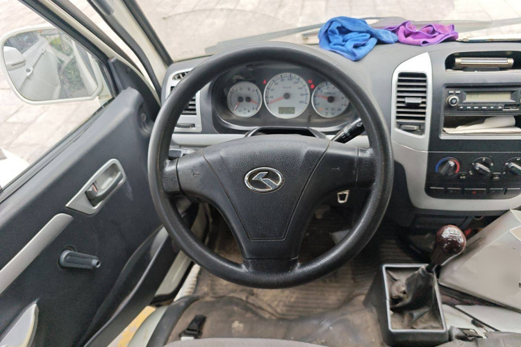 金龙 金威 2014款 2.2LCNG长轴创业型XG491中控内饰13