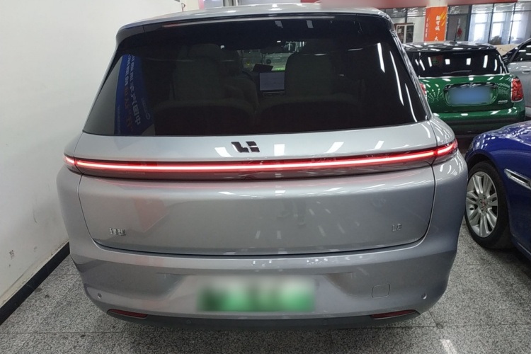 理想汽车 理想L8 2023款 Pro车身外观6004