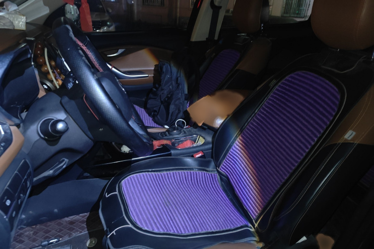 东南DX7 2015款 1.5T 自动豪华型局部细节19