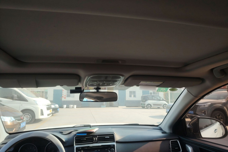 哈弗H6 2017款 红标 运动版 1.5T 自动两驱豪华型中控内饰22