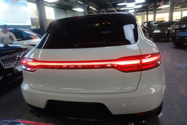 保时捷 2021款 Macan 2.0T车身外观6004