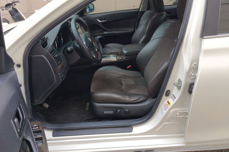 丰田 锐志 2013款 2.5V 尚锐版中控内饰19