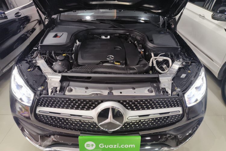 奔驰GLC 2020款 GLC 300 L 4MATIC 豪华型机舱底盘24