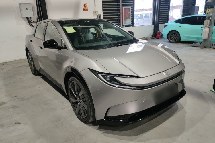 丰田bZ5 2025款 550 PRO车身外观3