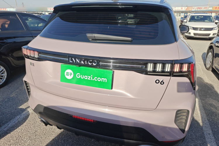 领克06 2023款 Remix 1.5T Shero车身外观6