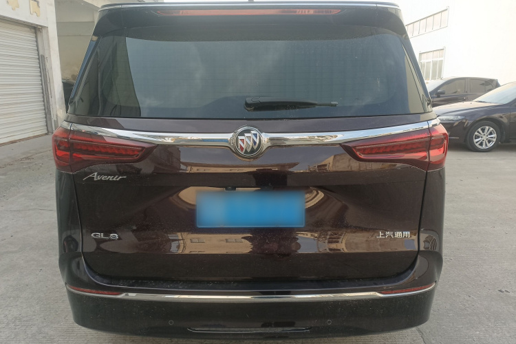 别克GL8 2020款 Avenir艾维亚 六座贤礼版车身外观6