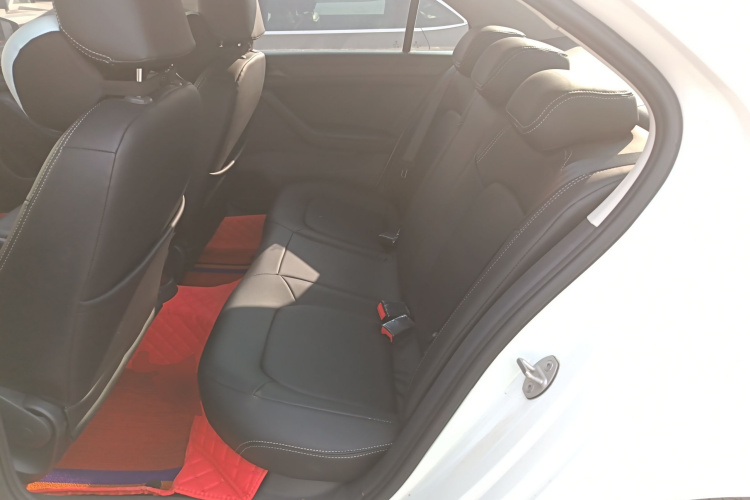 捷达VA3 2024款 1.5L 手动进取版中控内饰21