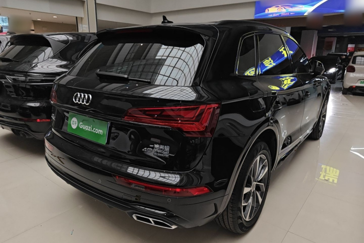 奥迪Q5L 2024款 40 TFSI 豪华动感型车身外观6005