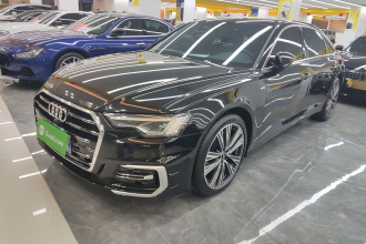 奥迪A6L 2025款 改款 45 TFSI 臻选动感型