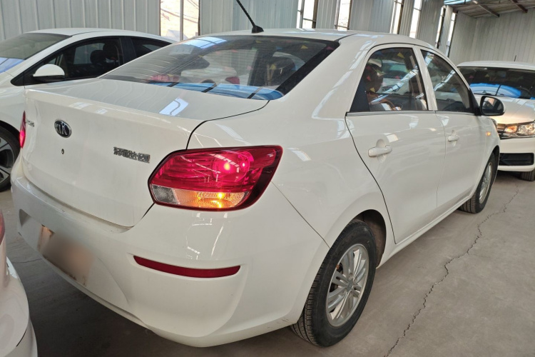 起亚 焕驰 2017款 1.4L 手动时尚版Smart车身外观7