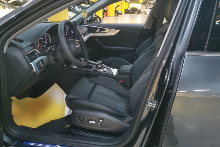 奥迪A4L 2025款 200万辆悦享版 40 TFSI 时尚动感型局部细节19