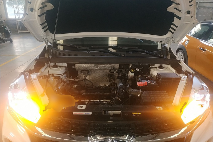 奇瑞 瑞虎8 2018款 1.5TCI 手动特供版 5座机舱底盘24