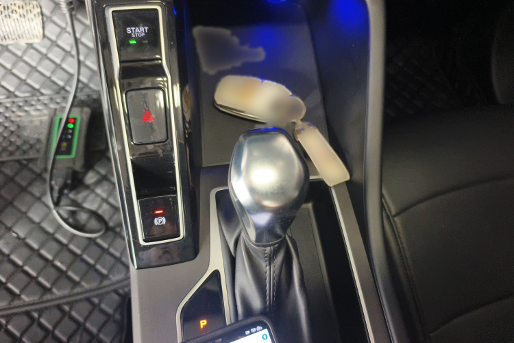 荣威i5 2023款 1.5L CVT尊荣版局部细节18