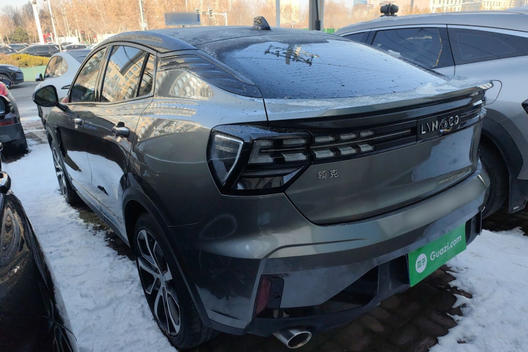 领克05 2020款 2.0TD 四驱劲Halo车身外观4